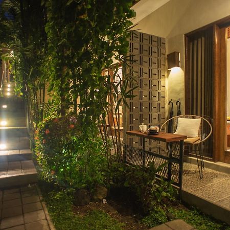 Pangkung Sari Bed And Breakfast チャングー エクステリア 写真