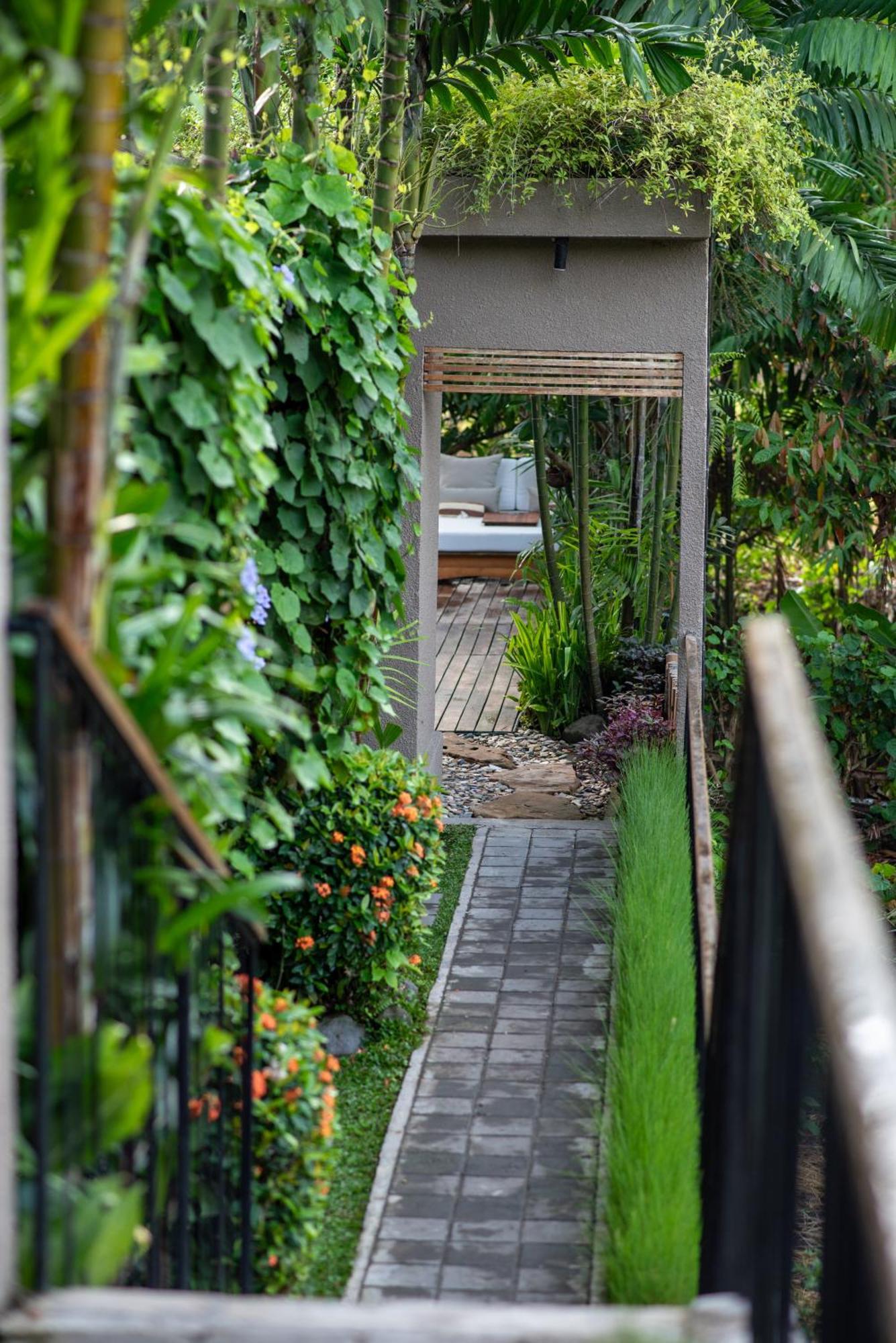 Pangkung Sari Bed And Breakfast チャングー エクステリア 写真
